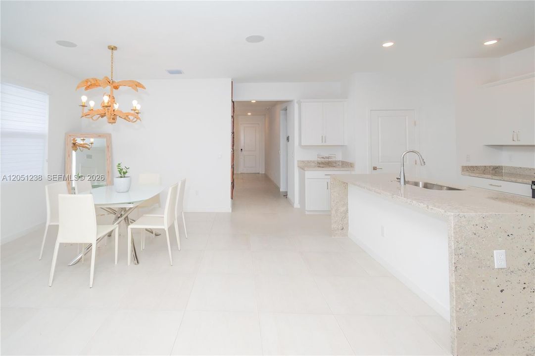 For Sale: $805,000 (4 beds, 2 baths, 1710 Square Feet)