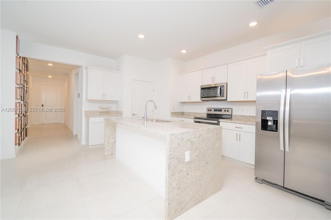 For Sale: $805,000 (4 beds, 2 baths, 1710 Square Feet)
