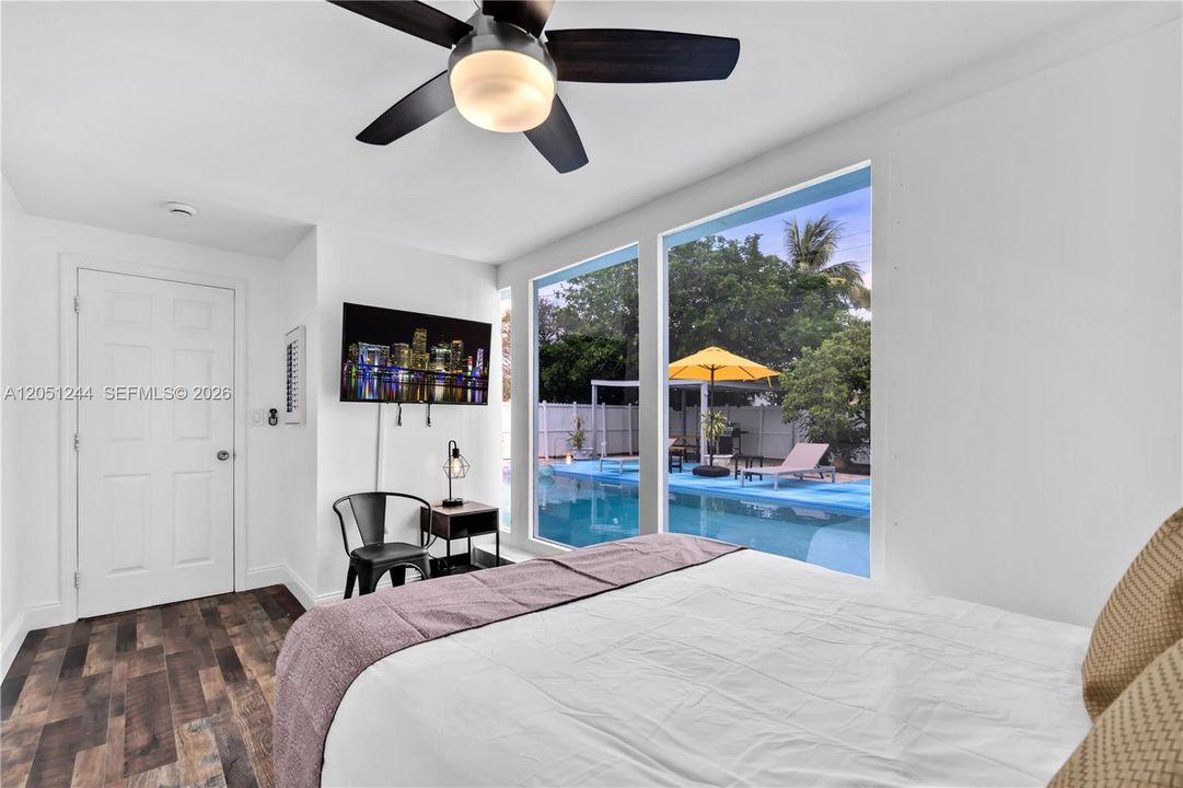 For Rent: $4,500 (4 beds, 2 baths, 1265 Square Feet)
