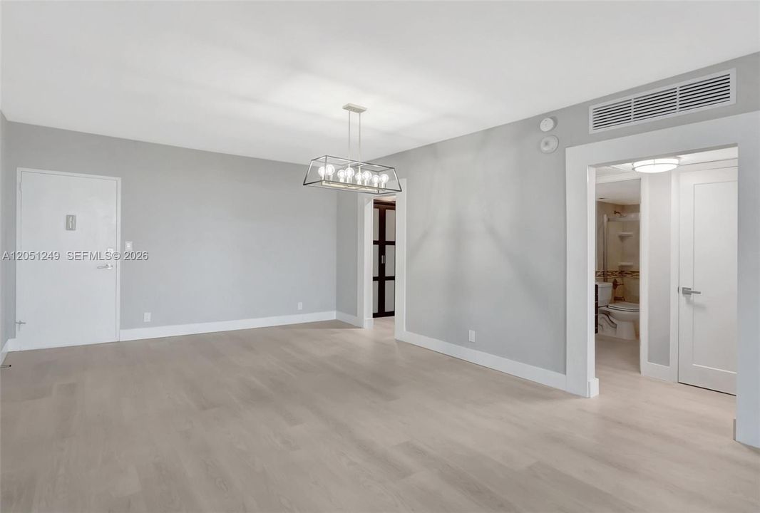 В аренду: $2,850 (1 спален, 1 ванн, 1086 Квадратных фут)