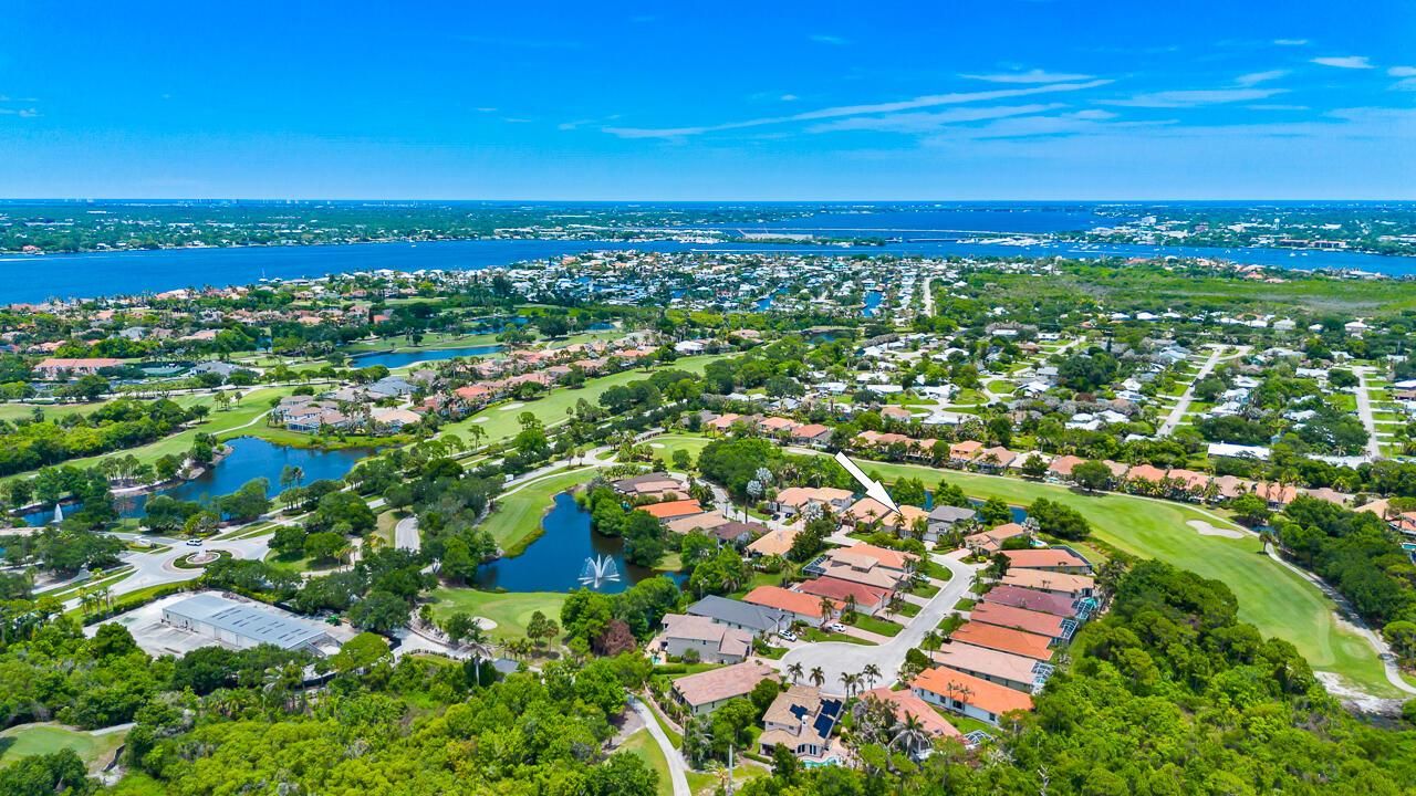 771 SE Pebble Drive-3