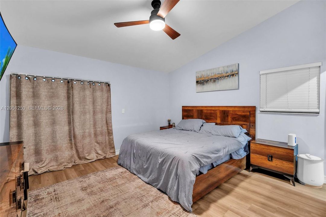 En Venta: $379,000 (2 camas, 2 baños, 1194 Pies cuadrados)