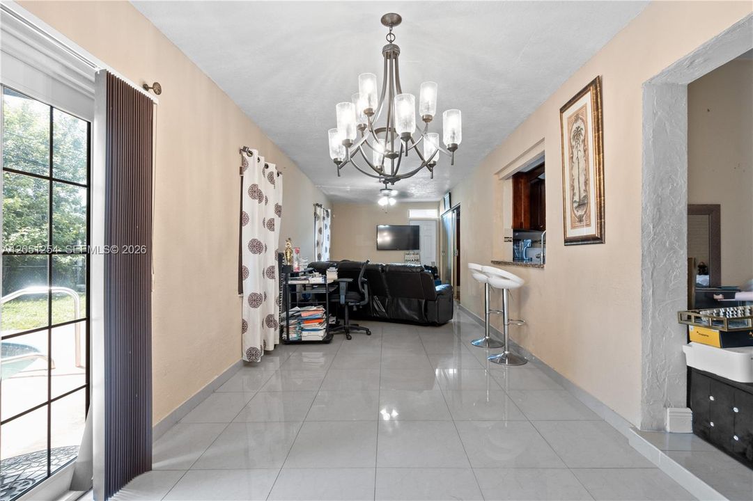 На продажу: $574,999 (4 спален, 2 ванн, 0 Квадратных фут)