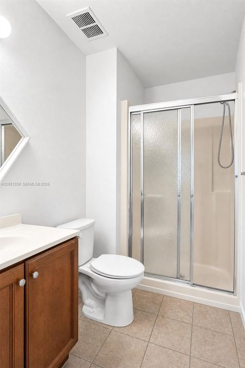 En Venta: $315,000 (3 camas, 2 baños, 1435 Pies cuadrados)