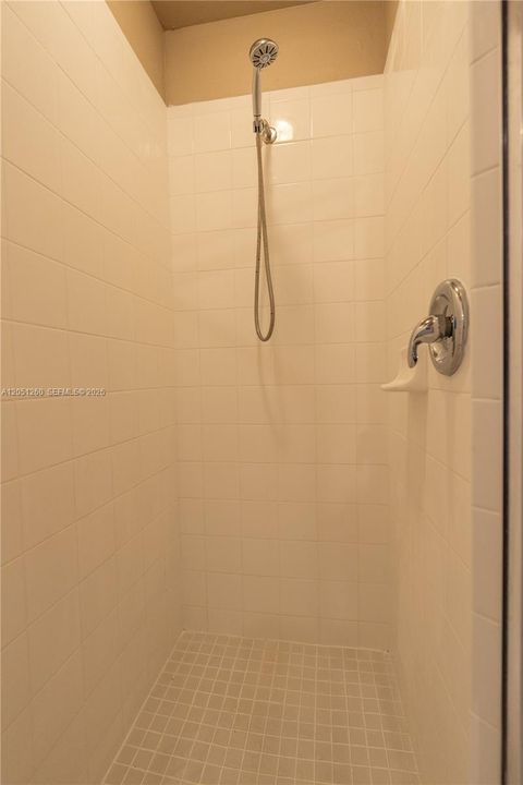 En Venta: $325,000 (3 camas, 2 baños, 0 Pies cuadrados)