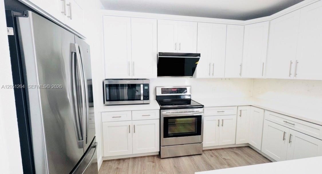 En Venta: $445,000 (3 camas, 2 baños, 1530 Pies cuadrados)