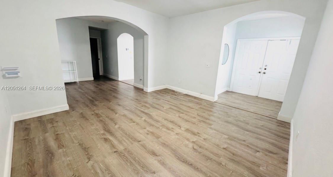 En Venta: $445,000 (3 camas, 2 baños, 1530 Pies cuadrados)