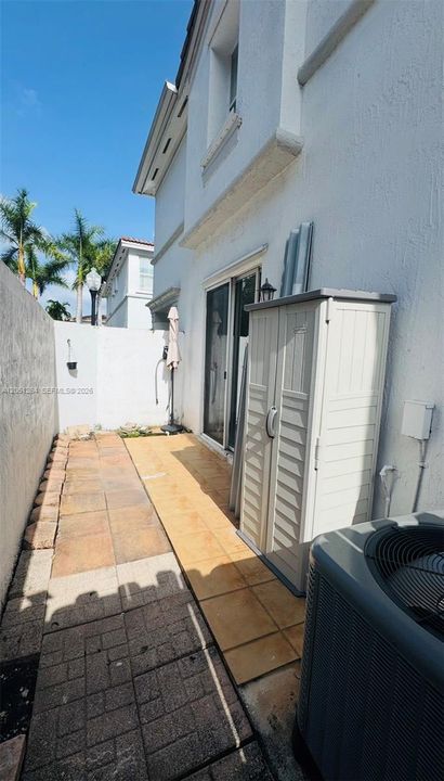 En Venta: $445,000 (3 camas, 2 baños, 1530 Pies cuadrados)