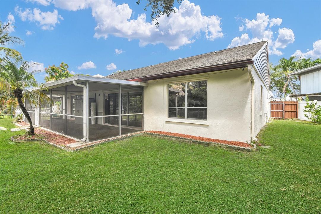 3930 NW 79th Way Hollywood 89