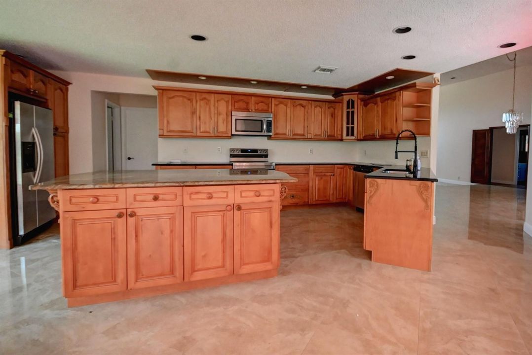 kitchen2