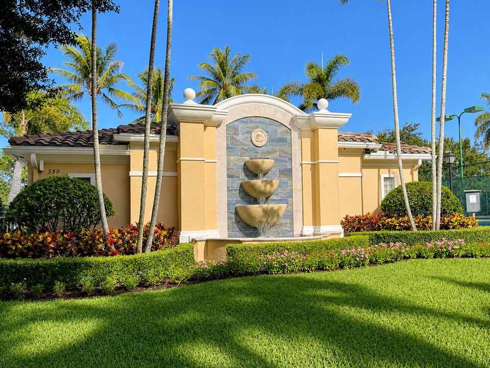 fountain at pool entrance