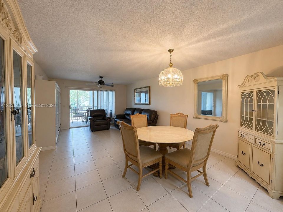 For Sale: $205,000 (2 beds, 2 baths, 1351 Square Feet)