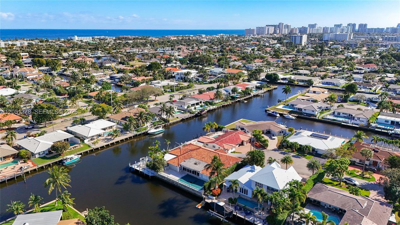 For Sale: $1,900,000 (5 beds, 4 baths, 4133 Square Feet)