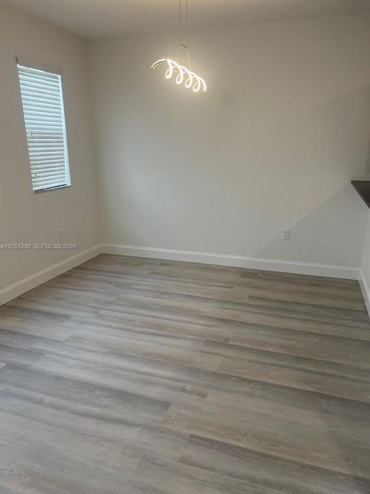 En Renta: $2,900 (3 camas, 2 baños, 1335 Pies cuadrados)