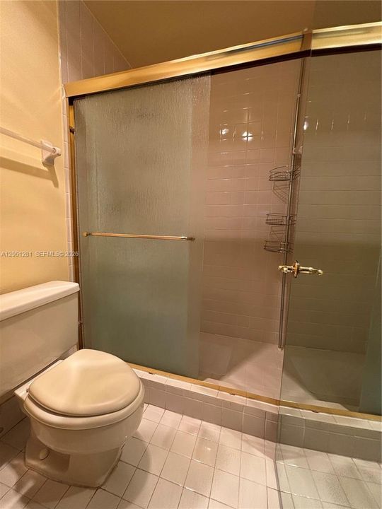 В аренду: $2,200 (2 спален, 2 ванн, 1060 Квадратных фут)
