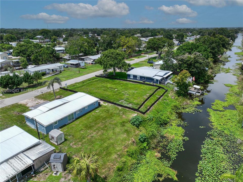 For Sale: $164,900 (3 beds, 2 baths, 1456 Square Feet)