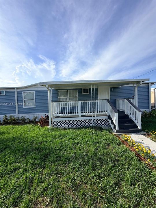 1,456 Sq Ft mobile home (26' X 56') was renovated in 2025