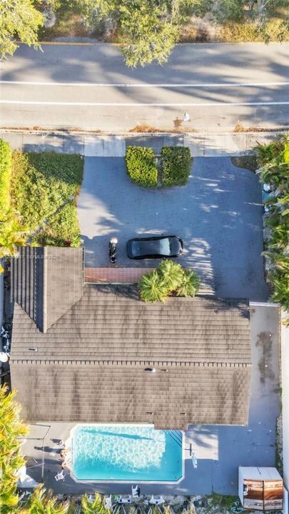 В аренду: $4,350 (4 спален, 2 ванн, 1681 Квадратных фут)