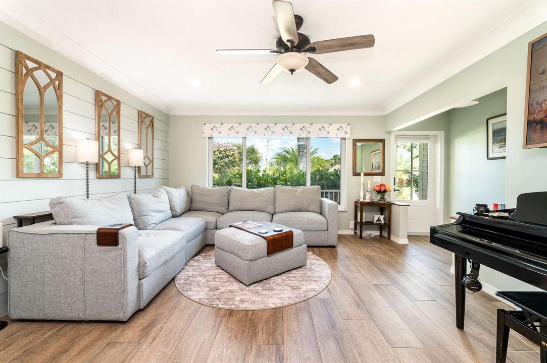 Formal Livingroom