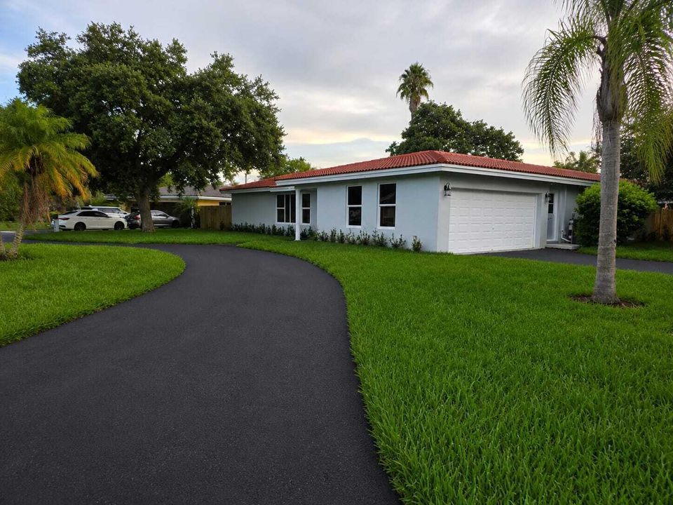 Side of the house 2
