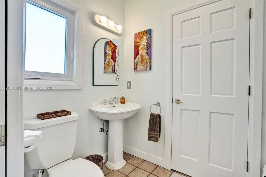 En Venta: $2,795,000 (3 camas, 2 baños, 1632 Pies cuadrados)