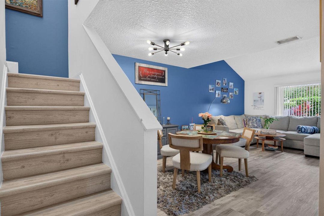 17-web-or-mls-3320-1752