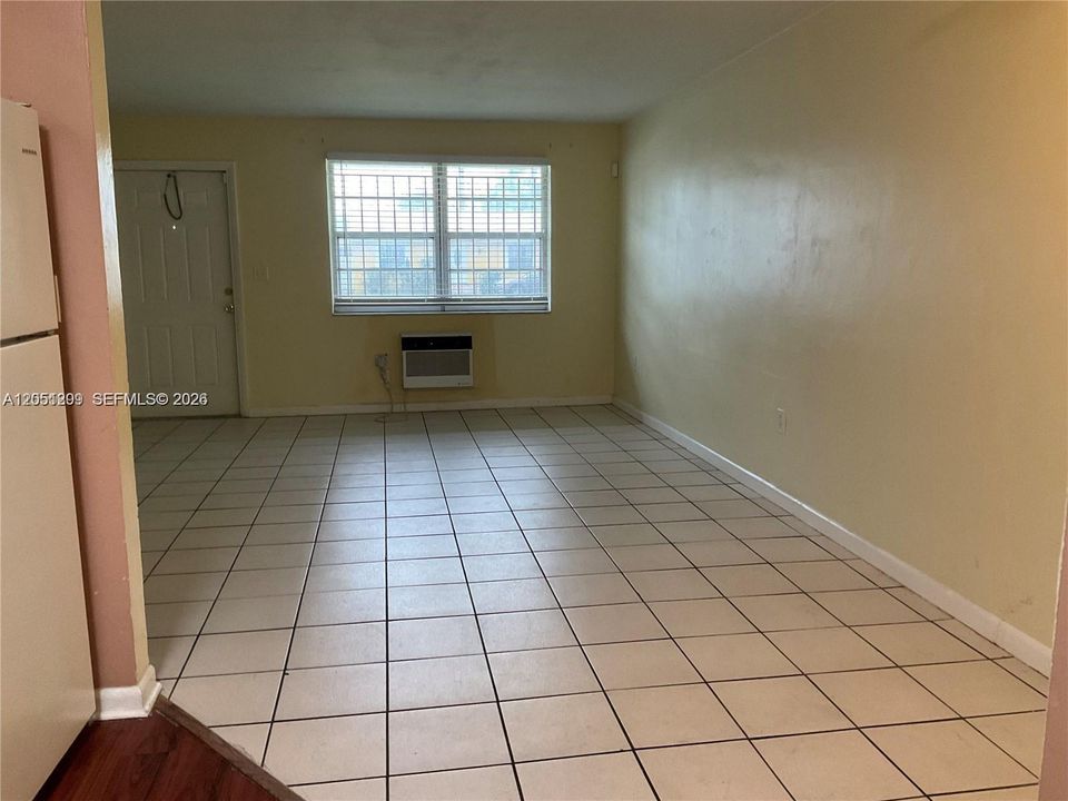 En Renta: $2,500 (2 camas, 1 baños, 1830 Pies cuadrados)