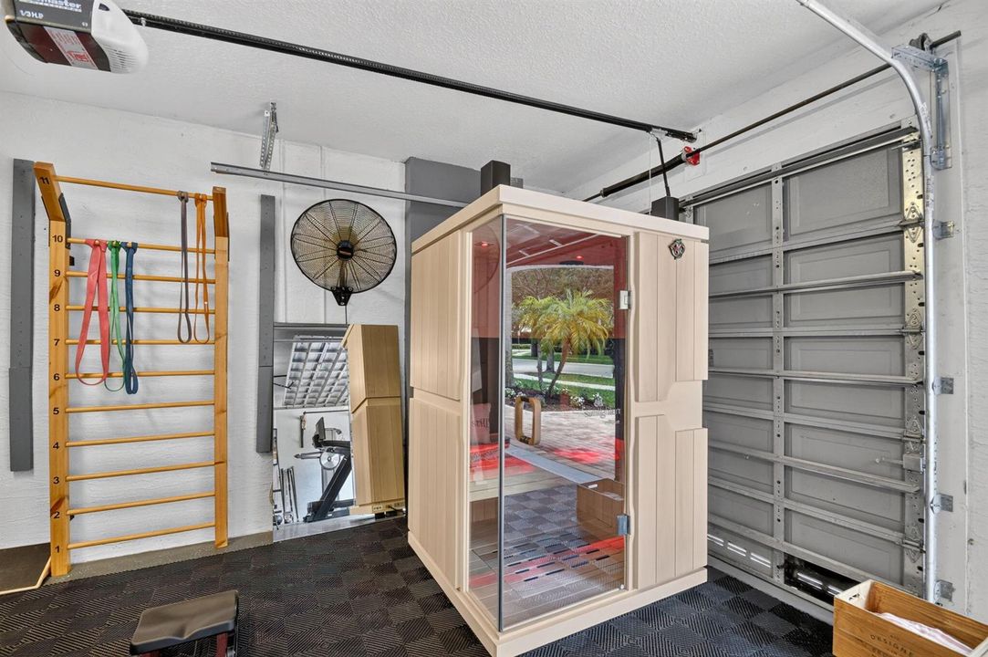 Garage/Gym and Sauna