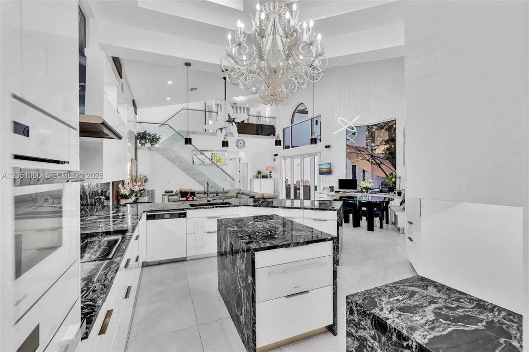 En Renta: $26,000 (5 camas, 4 baños, 4072 Pies cuadrados)