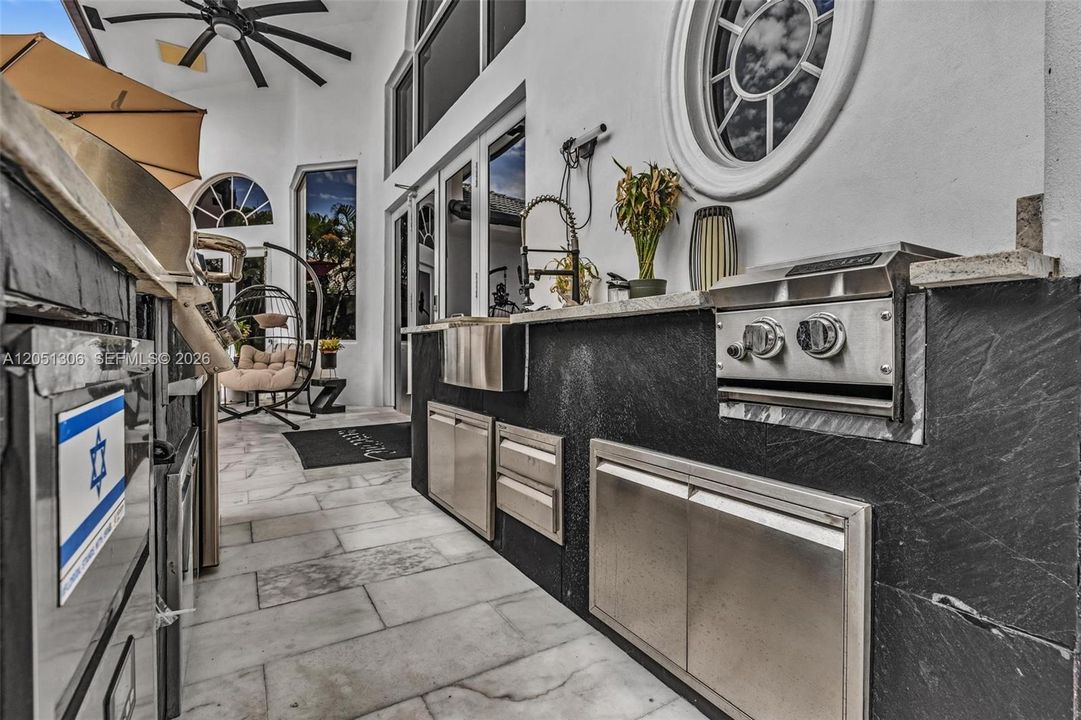 En Renta: $26,000 (5 camas, 4 baños, 4072 Pies cuadrados)
