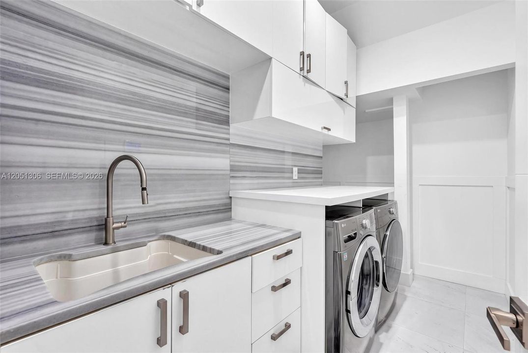 En Renta: $26,000 (5 camas, 4 baños, 4072 Pies cuadrados)