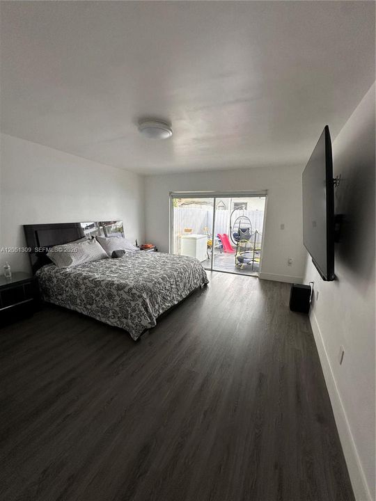For Sale: $795,000 (4 beds, 3 baths, 2076 Square Feet)