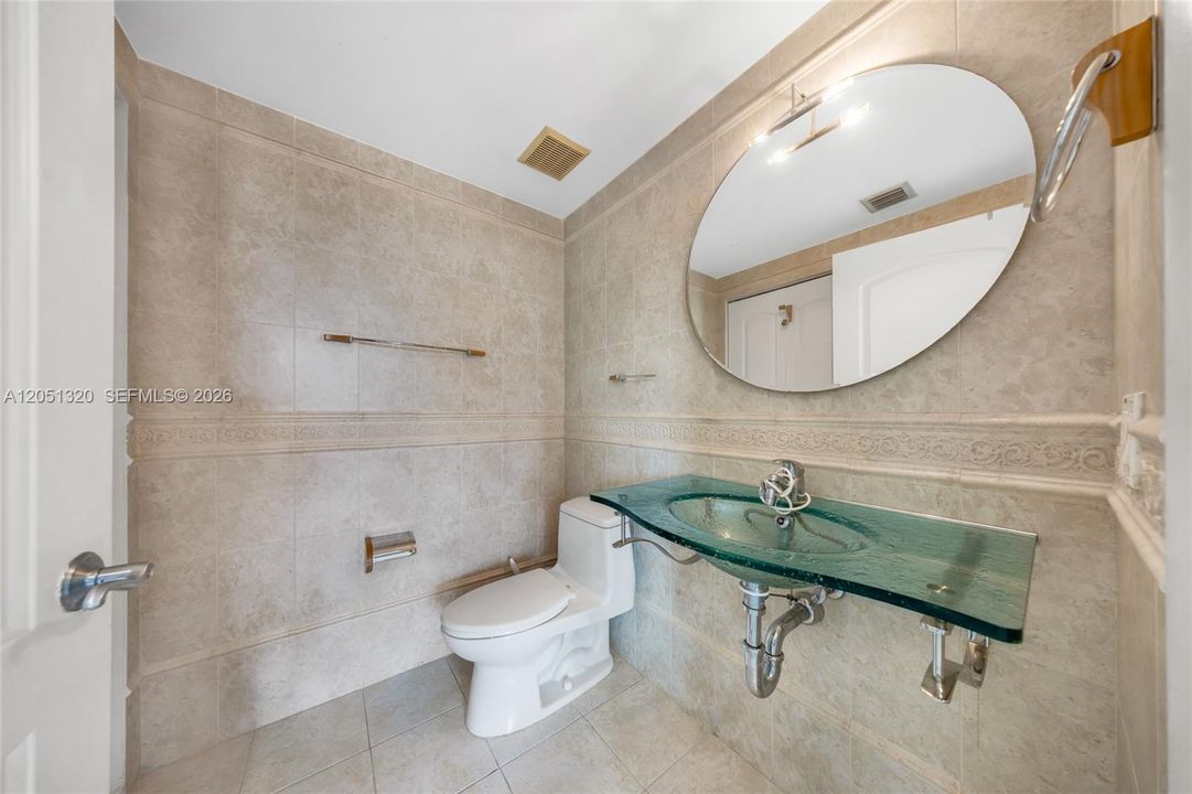 En Renta: $3,950 (1 camas, 1 baños, 826 Pies cuadrados)