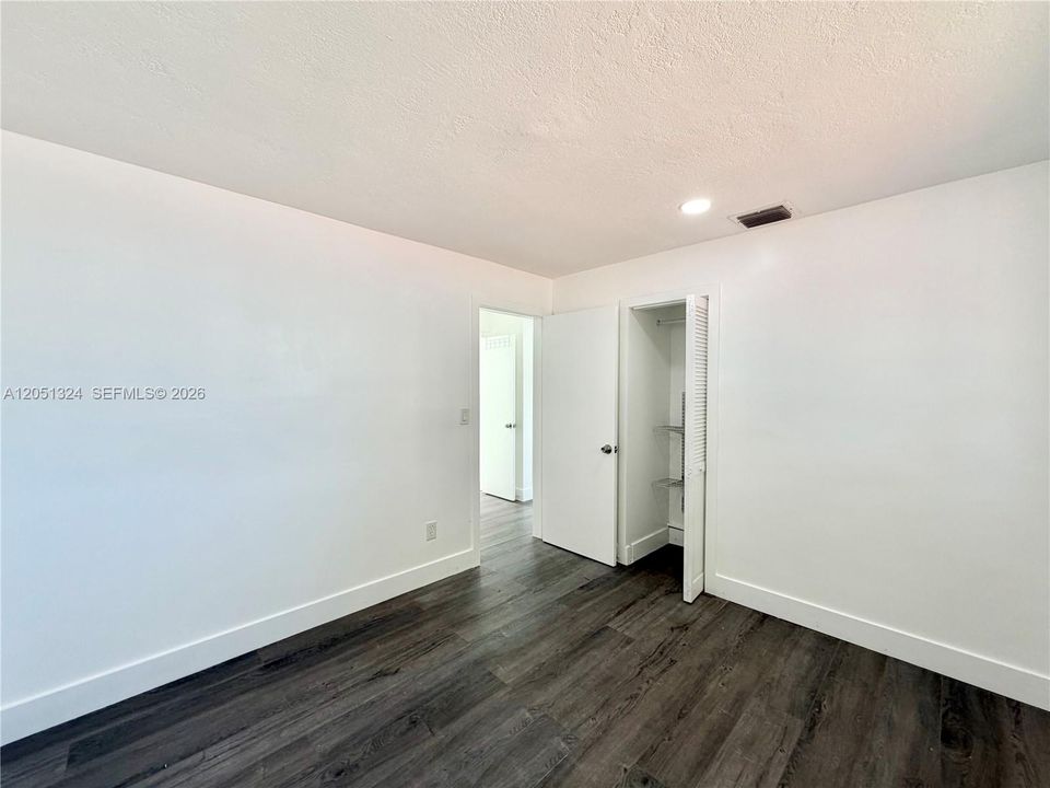 For Sale: $509,000 (3 beds, 1 baths, 1000 Square Feet)