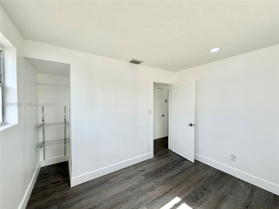 For Sale: $509,000 (3 beds, 1 baths, 1000 Square Feet)