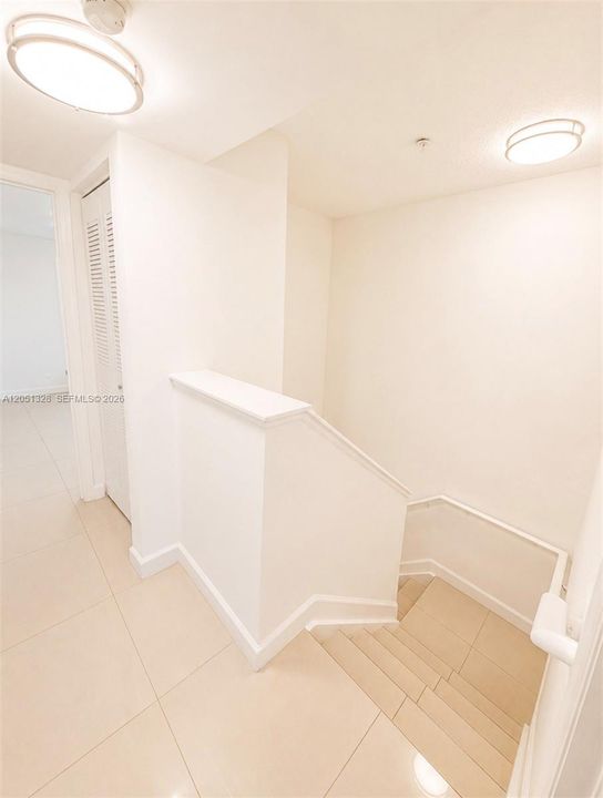 En Venta: $399,000 (2 camas, 2 baños, 1270 Pies cuadrados)