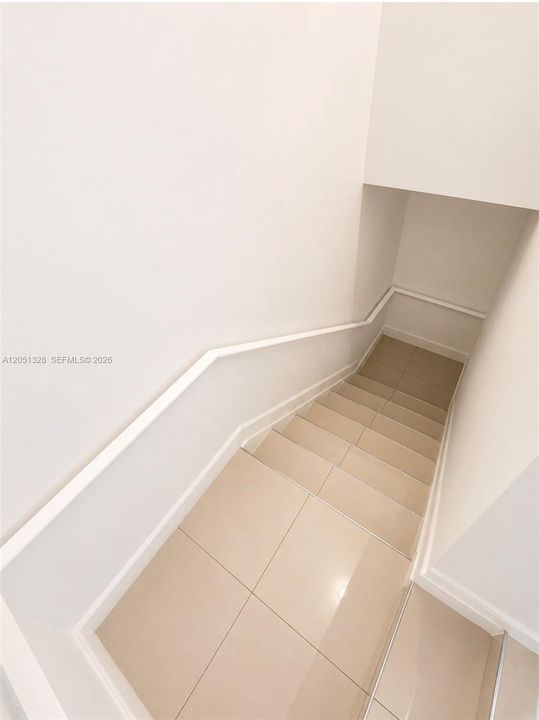 En Venta: $399,000 (2 camas, 2 baños, 1270 Pies cuadrados)