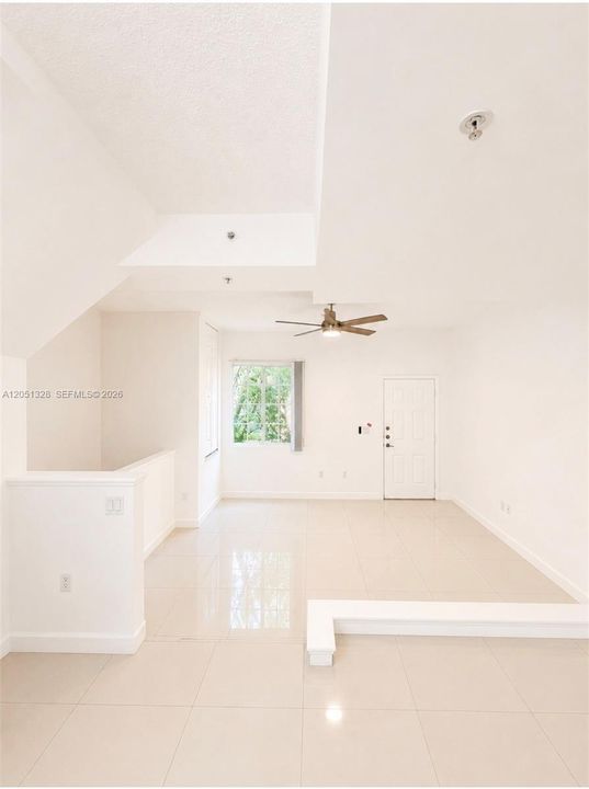 En Venta: $399,000 (2 camas, 2 baños, 1270 Pies cuadrados)