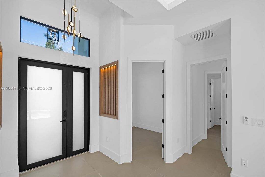 На продажу: $689,900 (3 спален, 2 ванн, 2087 Квадратных фут)