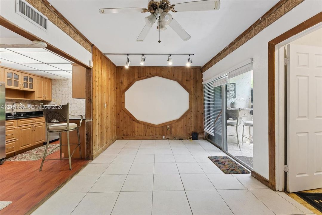 En Venta: $264,999 (2 camas, 2 baños, 1182 Pies cuadrados)