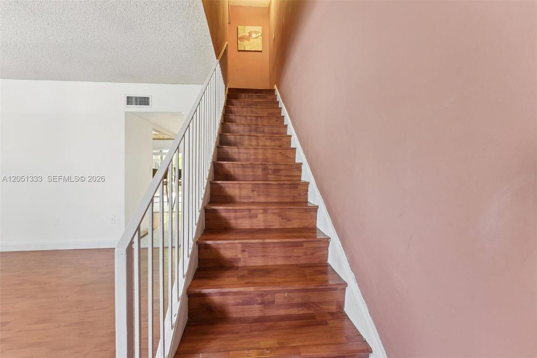 En Venta: $264,999 (2 camas, 2 baños, 1182 Pies cuadrados)