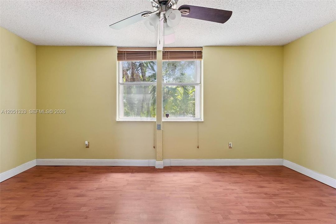 En Venta: $264,999 (2 camas, 2 baños, 1182 Pies cuadrados)