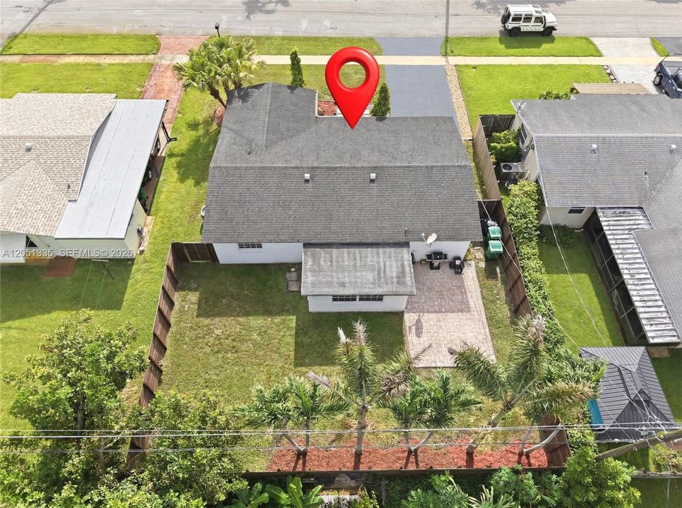 For Sale: $549,999 (2 beds, 2 baths, 1381 Square Feet)