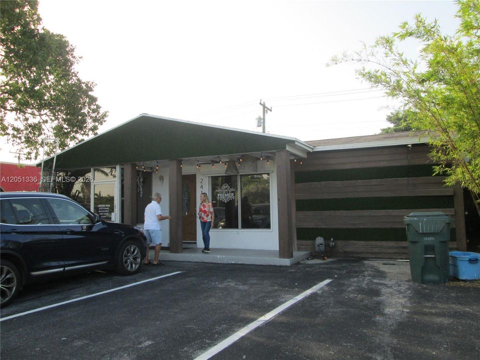 For Rent: $3,200 (0 beds, 0 baths, 0 Square Feet)