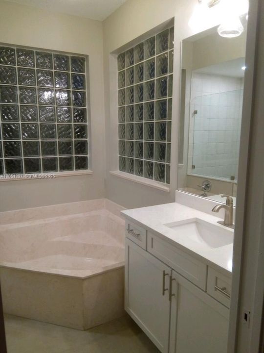 For Rent: $5,000 (4 beds, 2 baths, 2205 Square Feet)