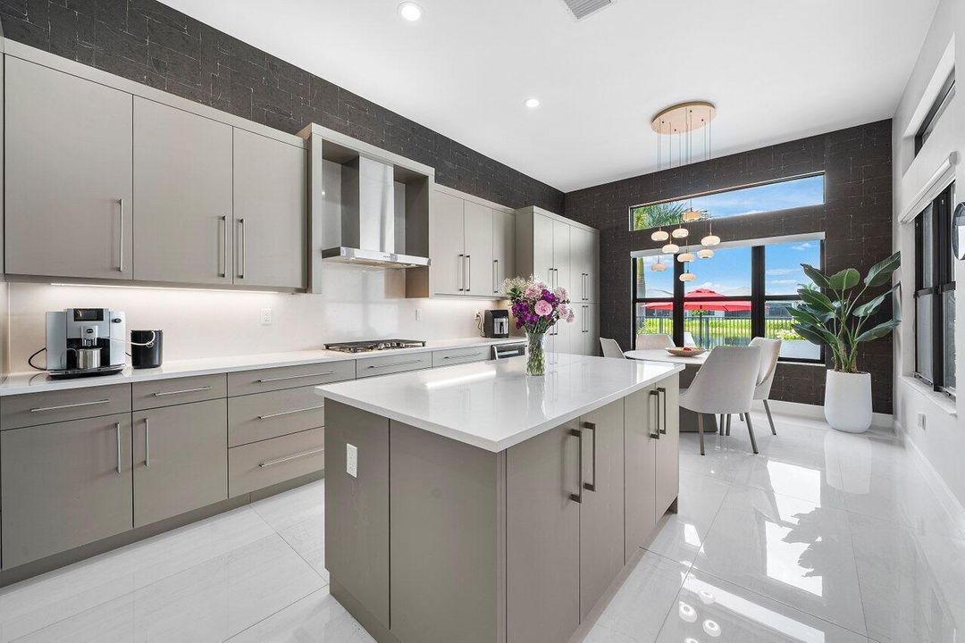 018-9850EvergreenWoodsLane-BoyntonBeach-