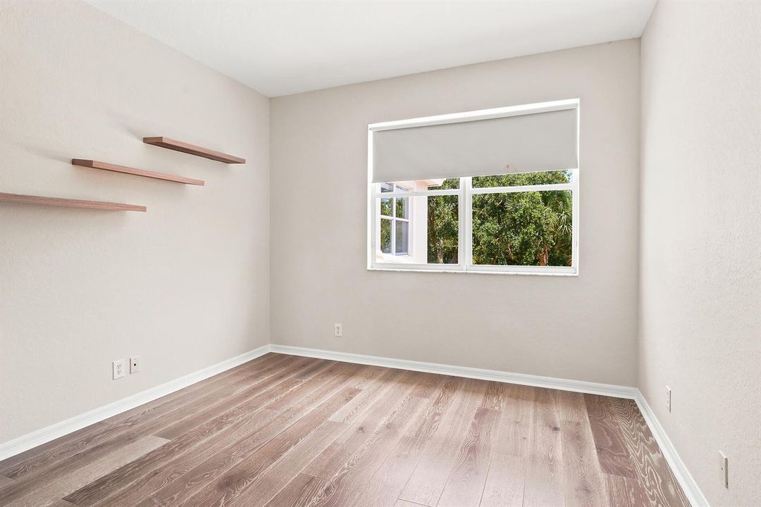 207-ISLE-VERDE-WAY-33418-052