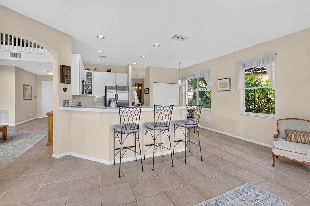 Kitchen/snack bar