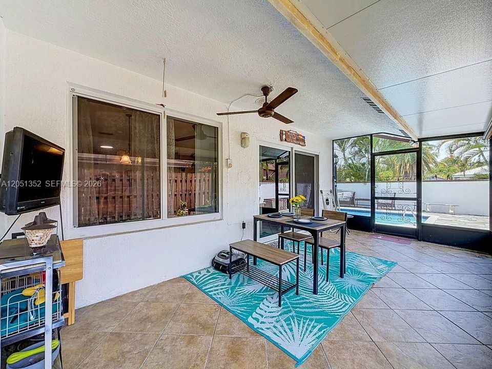 Screened Sun Room