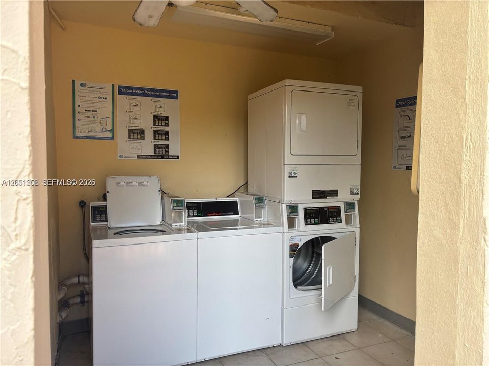 В аренду: $1,900 (1 спален, 1 ванн, 801 Квадратных фут)